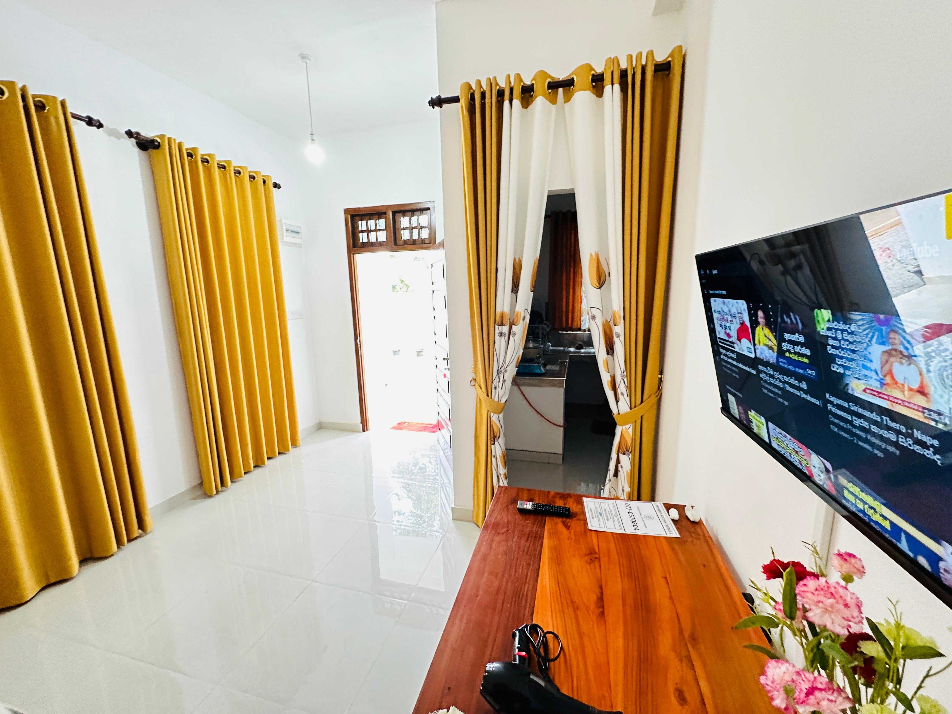 Living Area 2