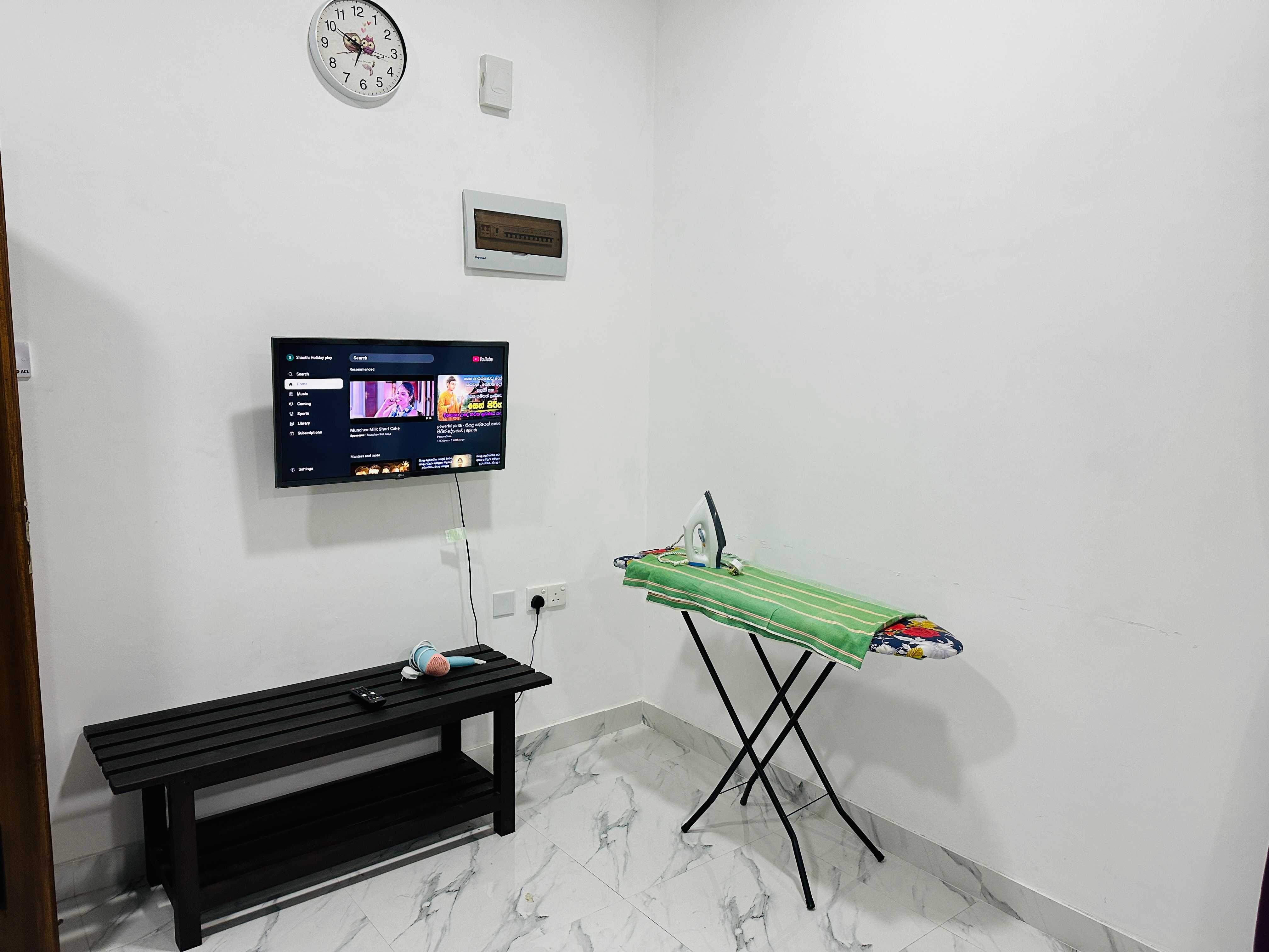Living Area 2